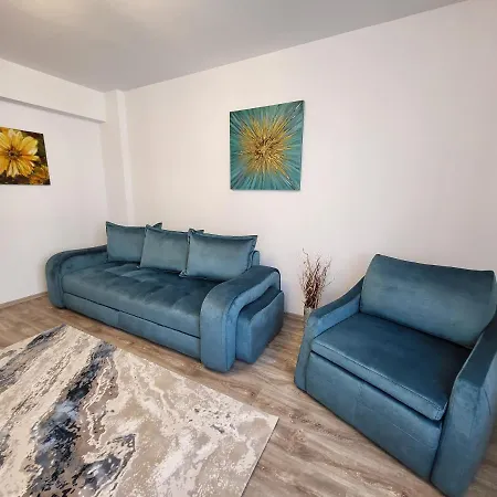 Apartament Holiday * Năvodari