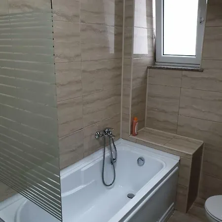 Apartament Alexader * Navodari